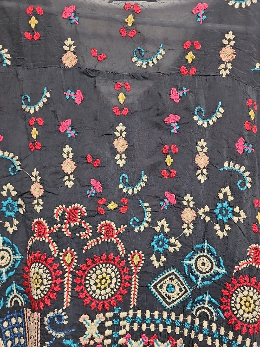 Johnny Was Navy Embroidered V-Neck Tunic with Multicolor Stitching Size 1X BOHO - Picture 8 of 11